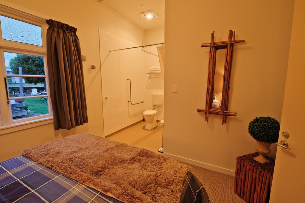 Blacks Hotel Ophir Extérieur photo