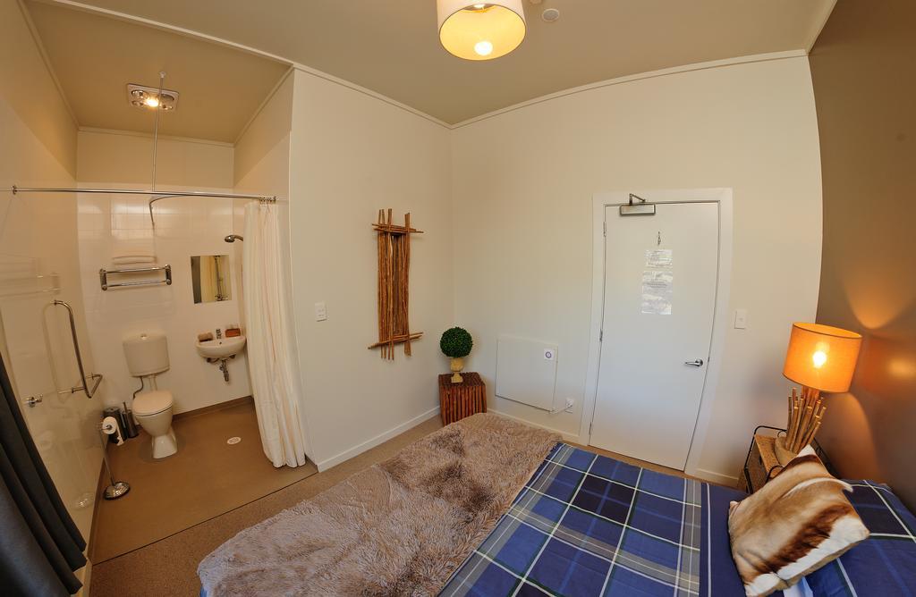 Blacks Hotel Ophir Extérieur photo