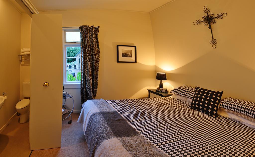 Blacks Hotel Ophir Extérieur photo